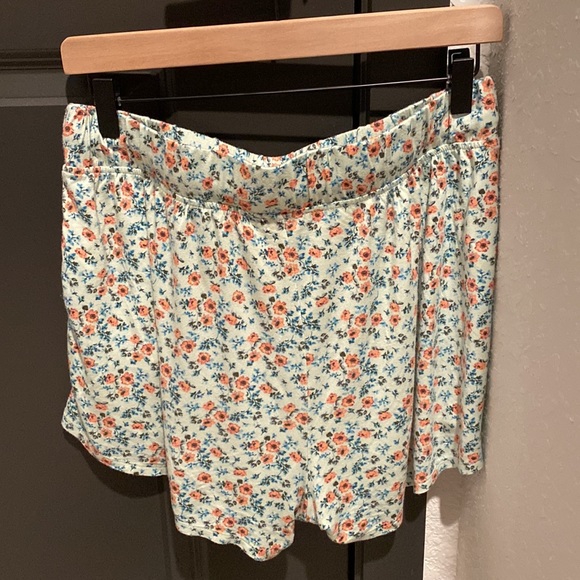 LOFT Floral Print Drawstring Pajama Shorts - Picture 4 of 4